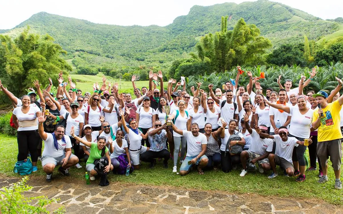 Team Building Mauritius — large group event with mountain backdrop